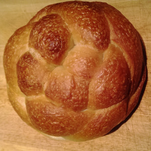 Rounded Challah Loaf